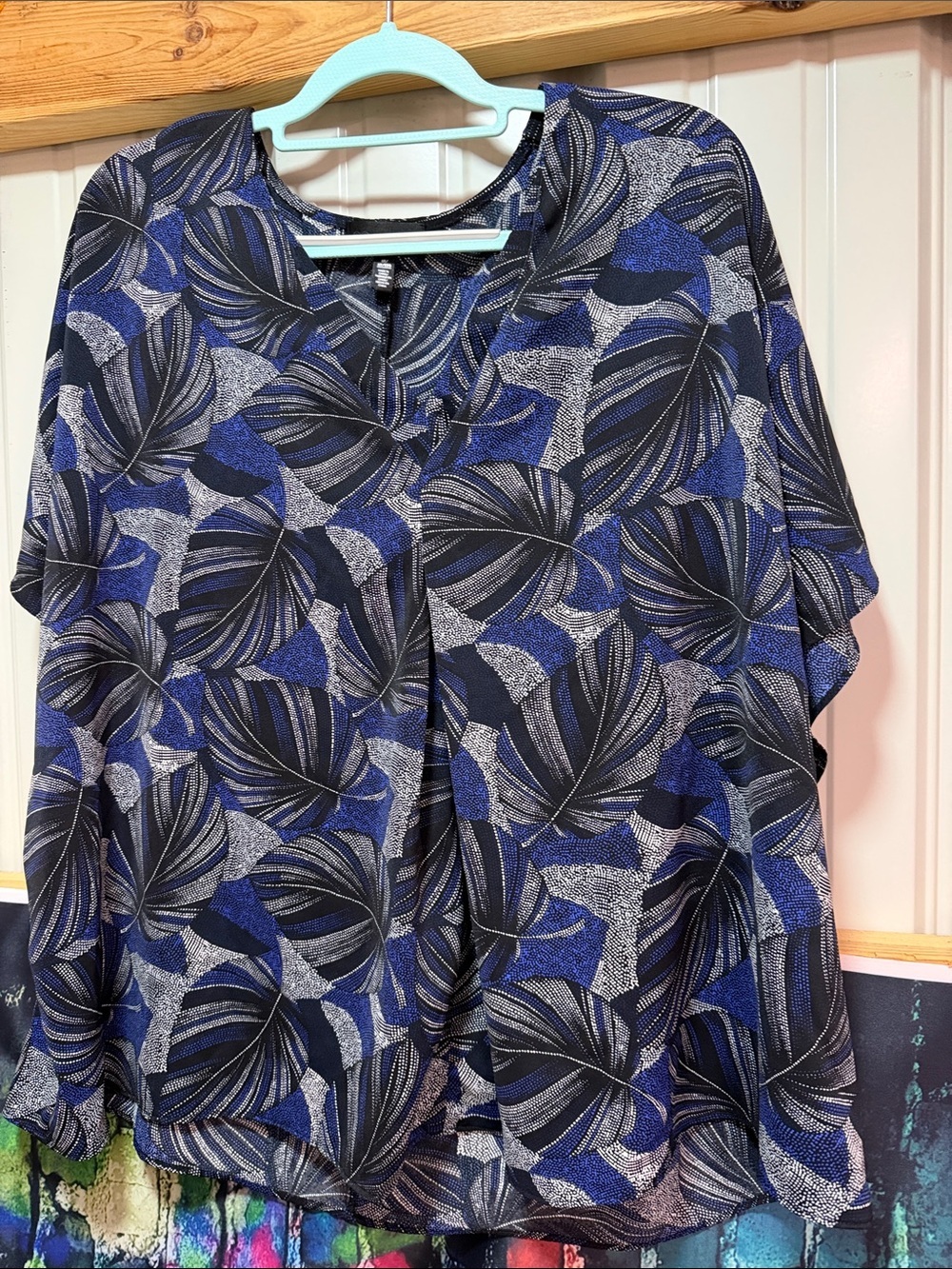 Rafaella Black, Blue & Gray Leaf-Print Tunic